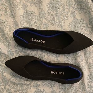 Rothys Flats